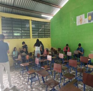 colegio asociación educando. guatemala