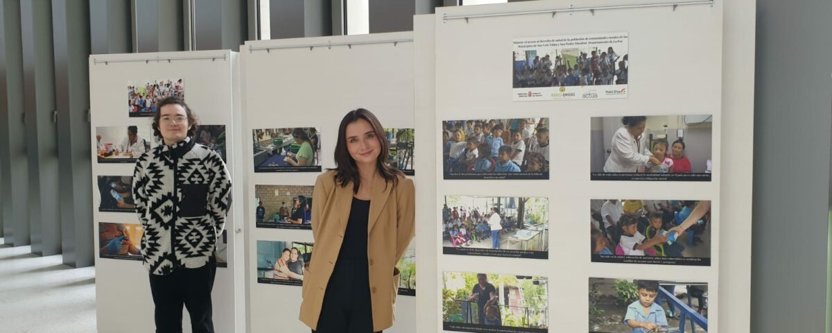 Exposición MANOS AMIIGAS. UNAV