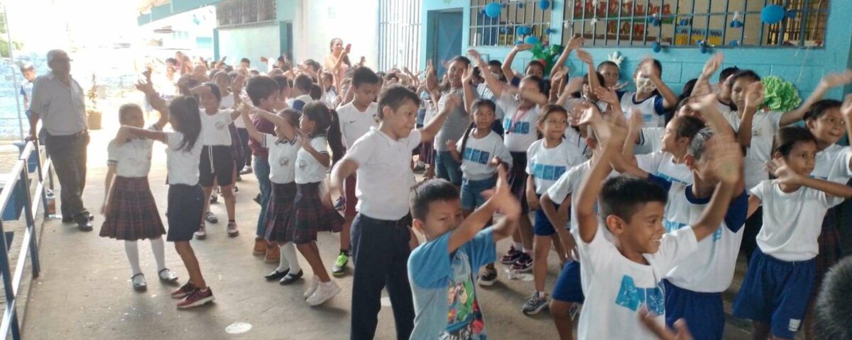 Niños Escuela FUNDAP. GUATEMALA