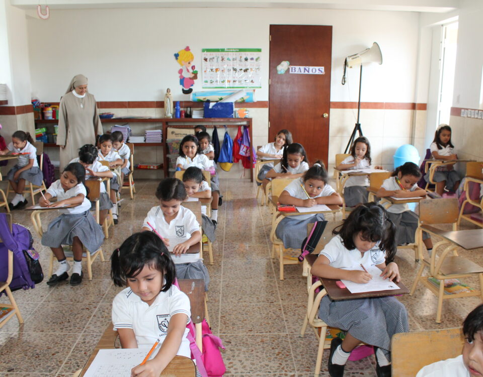 COLEGIO SANTA MARÍA. EL SALVADOR