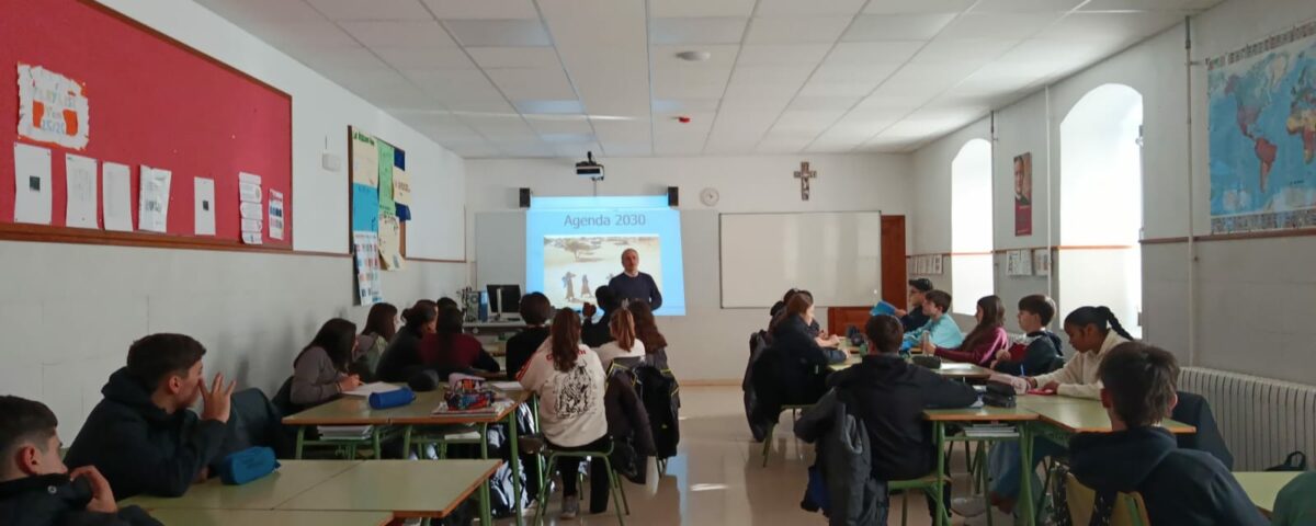 SENSI PUENTE LA REINA. ACTUA S.XXI